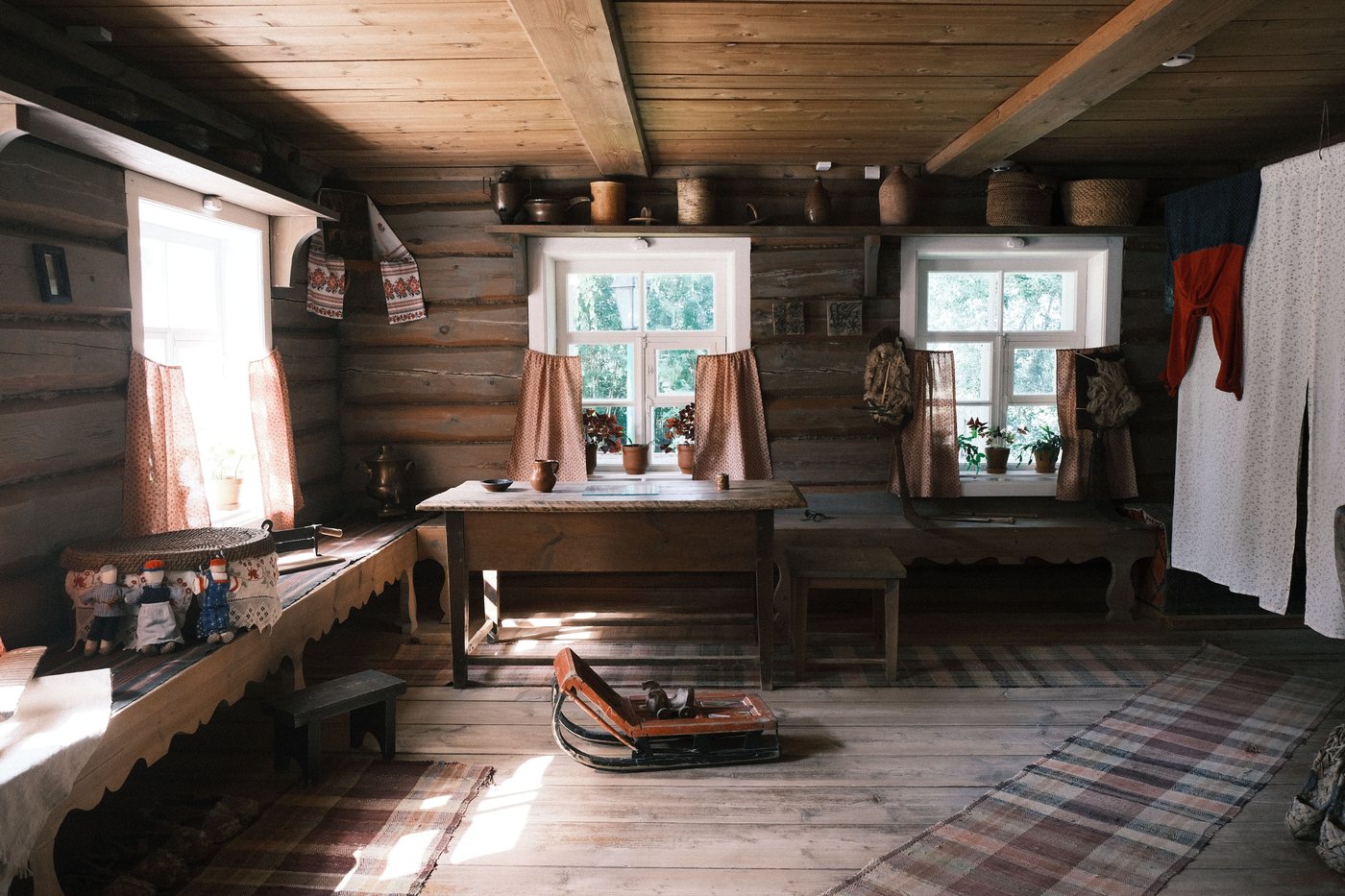 Elemente rustice din lemn